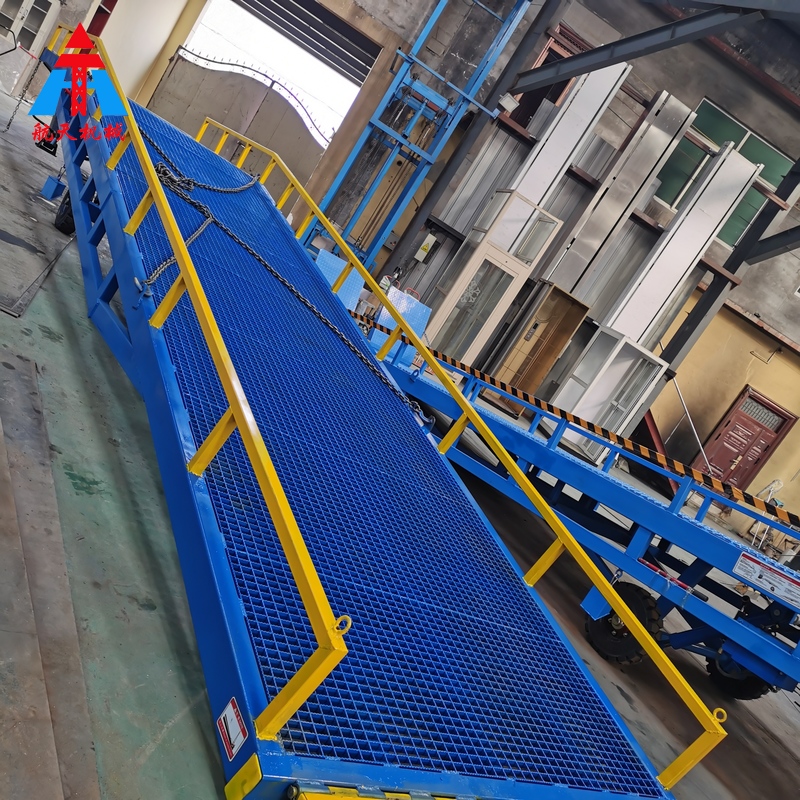 10噸鏤空柵欄移動(dòng)式登車橋